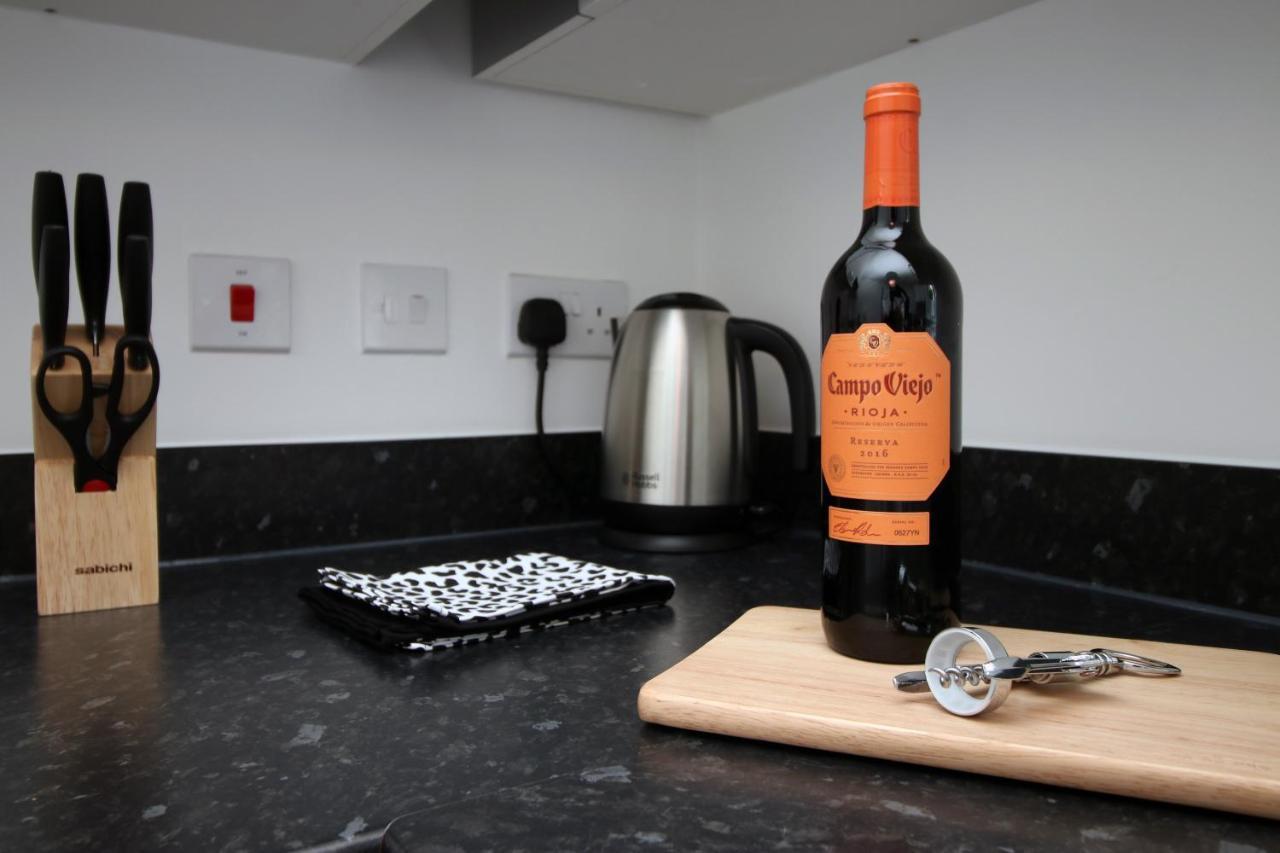 Ferienwohnung FREE PARKING - Weekly Offers - WiFi - Business Morriston Exterior foto