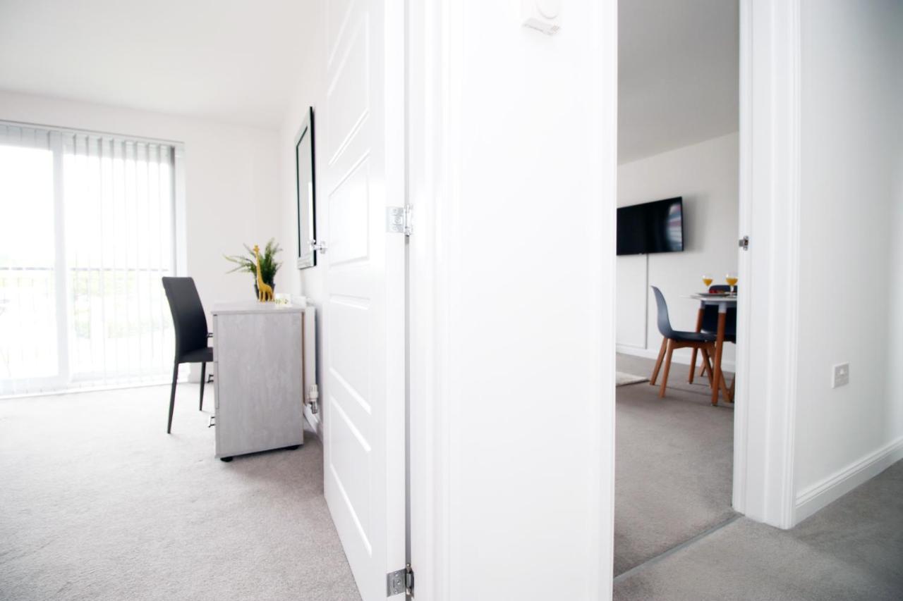 Ferienwohnung FREE PARKING - Weekly Offers - WiFi - Business Morriston Exterior foto